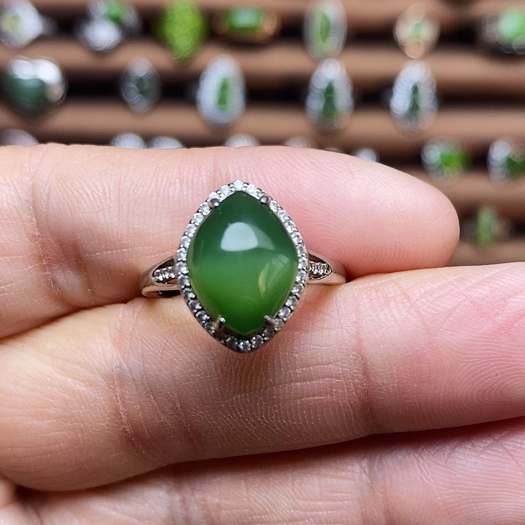 吊坠(不含链)银S925镶嵌和田玉（碧玉）戒指