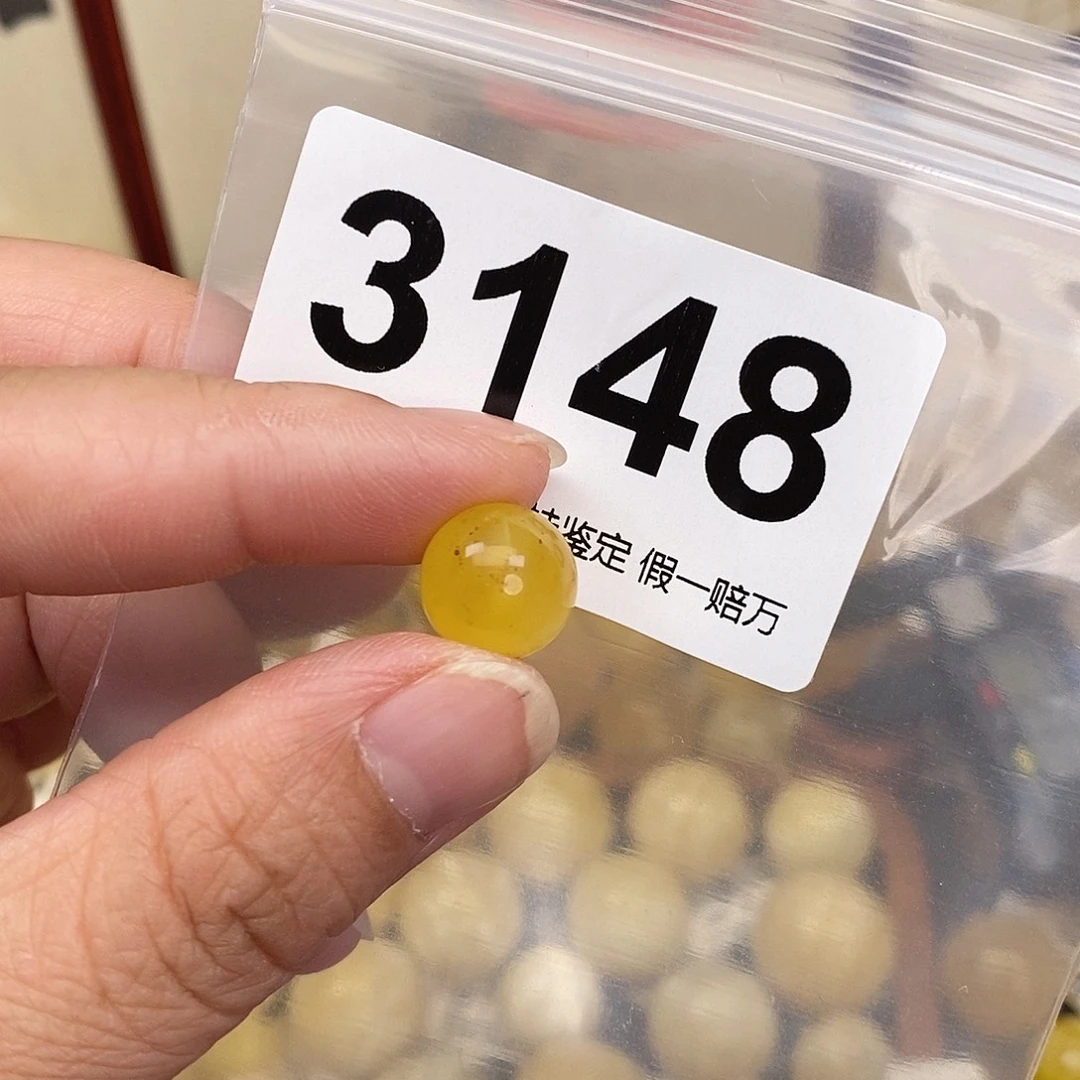 琥珀未镶嵌珠宝奇石11.7