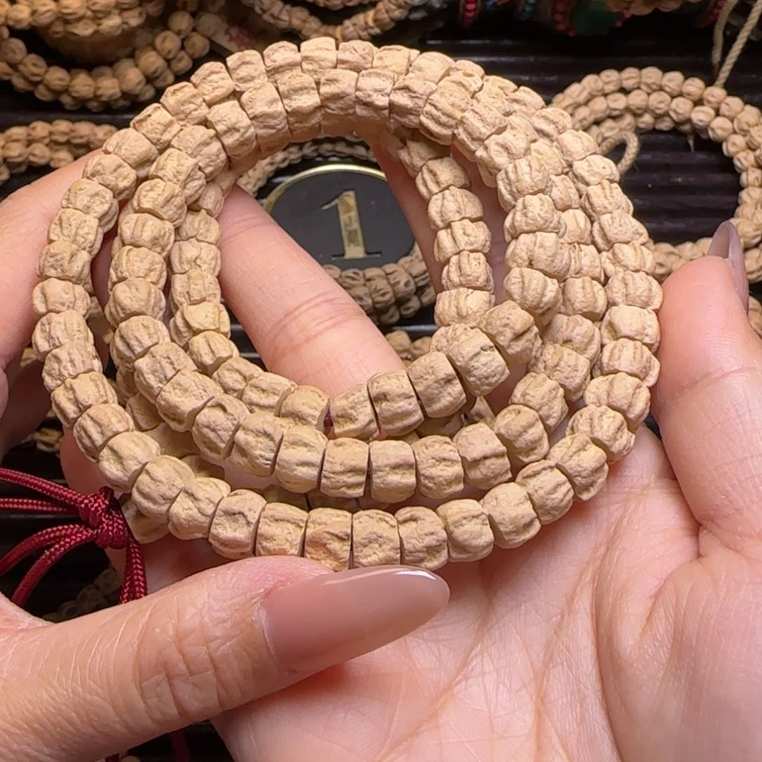 柏香籽/百香籽吊坠⭕*