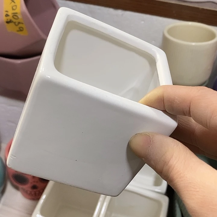 陶摆件陶盆有孔 瑕疵针孔漏釉介意勿拍外口 8外高8