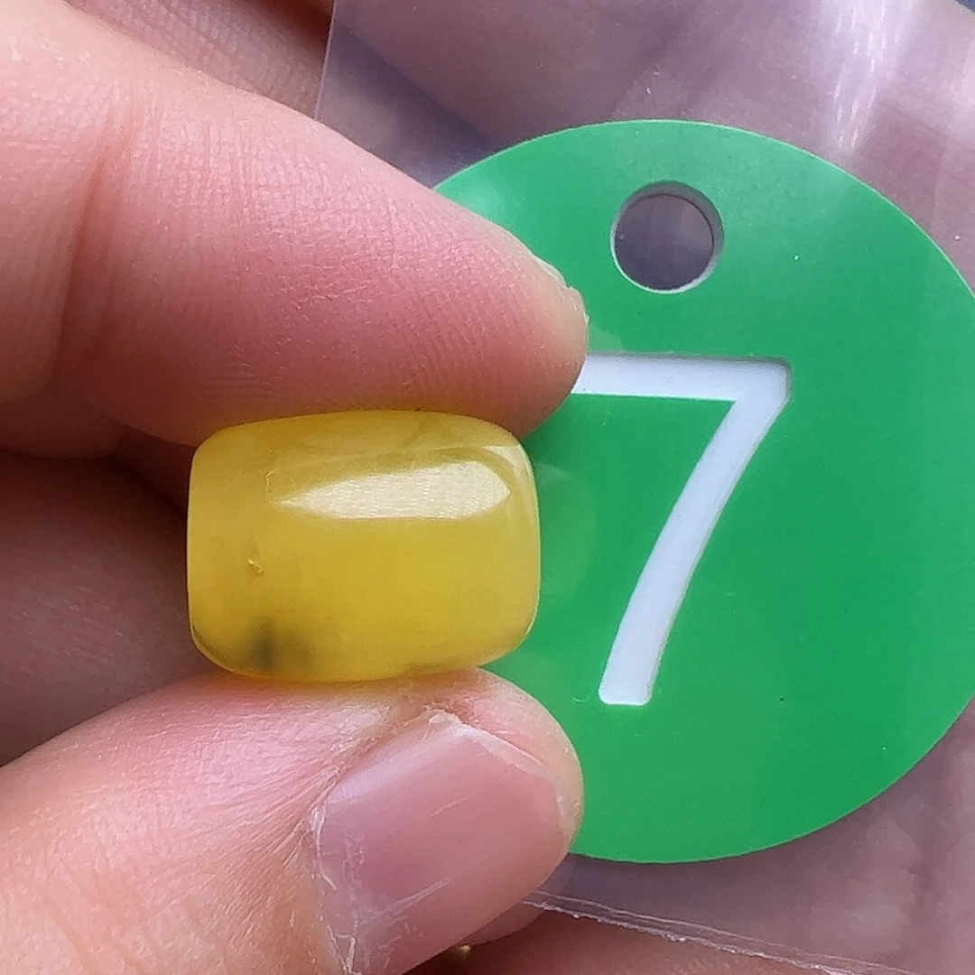 蜜蜡未镶嵌珠宝奇石10.8mm微瑕