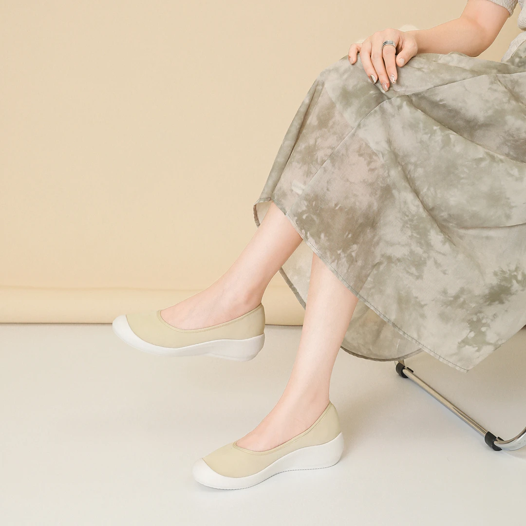 超轻圆头浅口厚底坡跟女鞋软底一脚蹬渔夫鞋休闲妈妈孕妇外穿单鞋