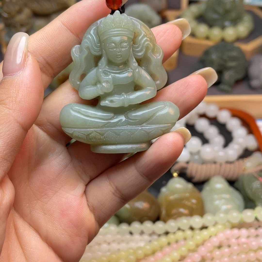 颈饰未镶嵌和田玉