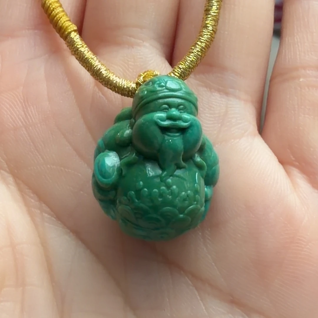 绿松石未镶嵌颈饰