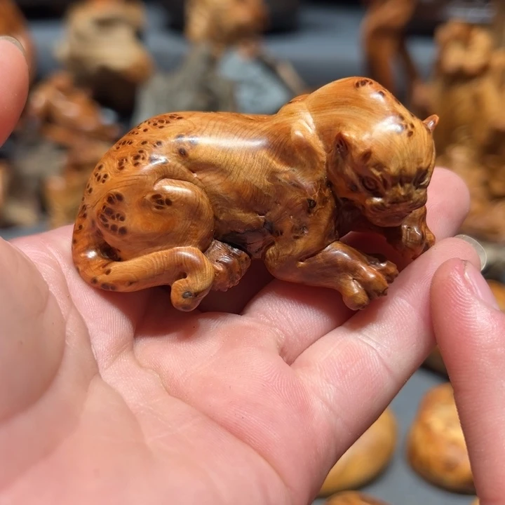 柏木（崖柏）点点关注