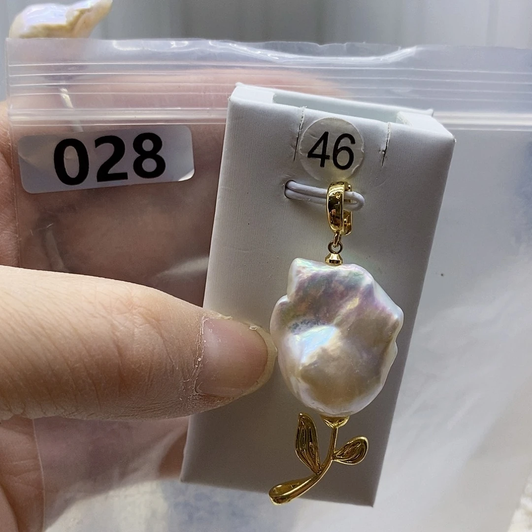 颈饰合金淡水珍珠