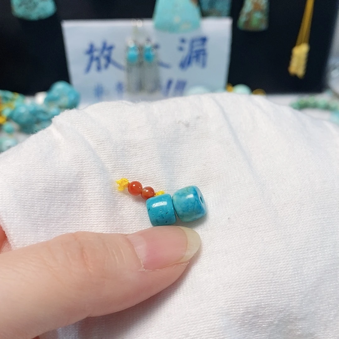 南红玛瑙未镶嵌珠宝奇石