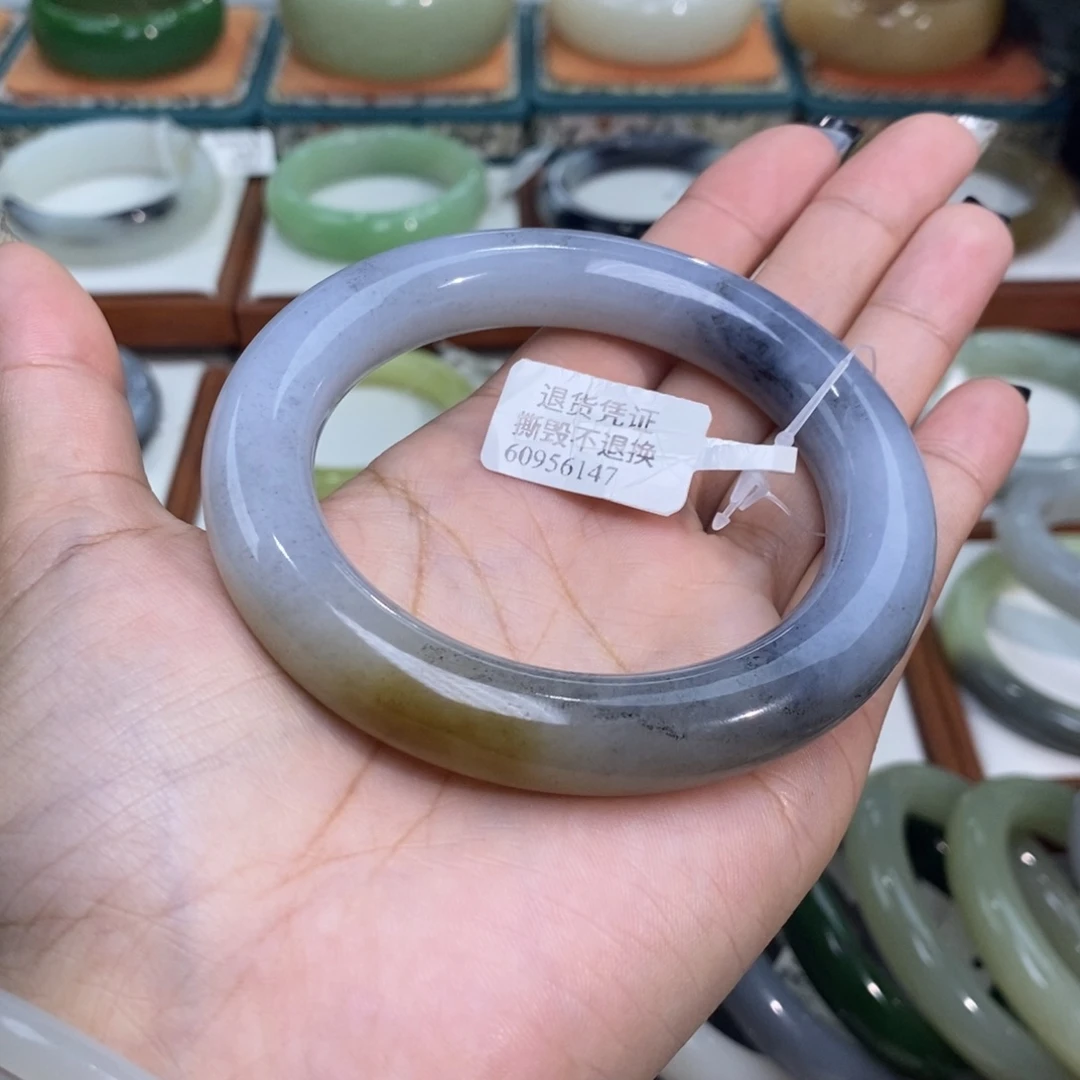 和田玉未镶嵌手镯和田玉楼兰三色籽青花5859