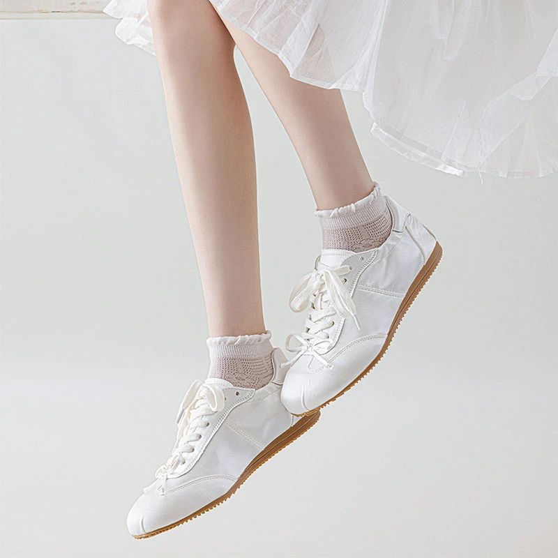 袜子女春夏网眼短袜日系甜美可爱配单鞋女生学院风花朵网眼中筒袜