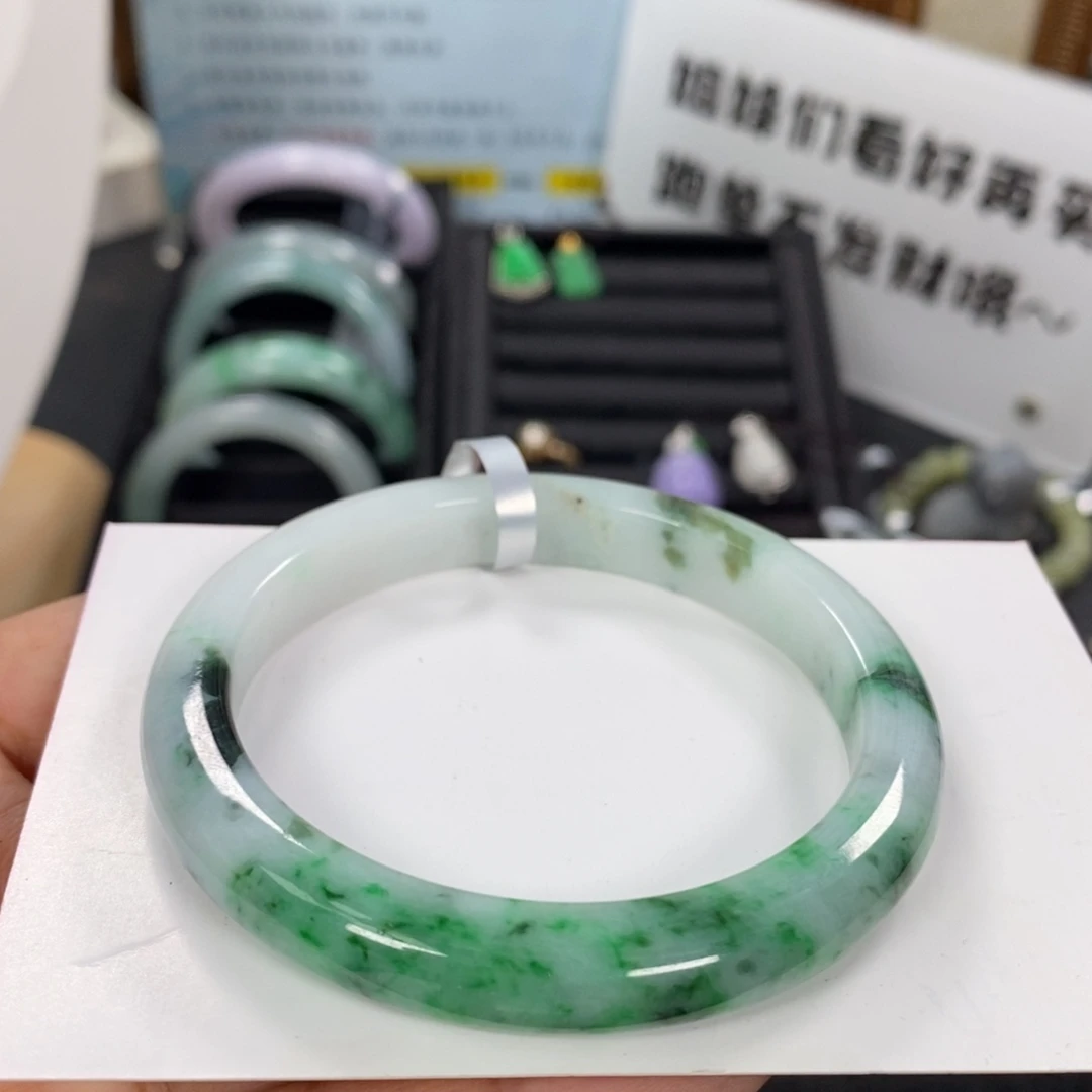 未镶嵌手镯翡翠翡翠手镯