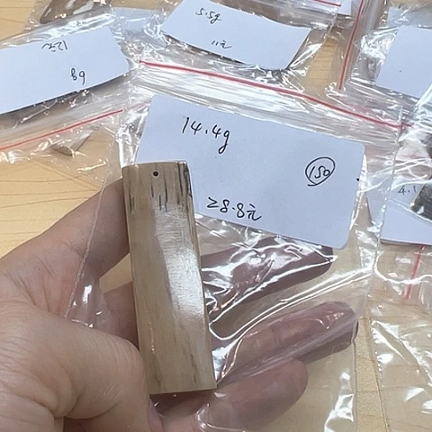 天然猛犸象牙微瑕品