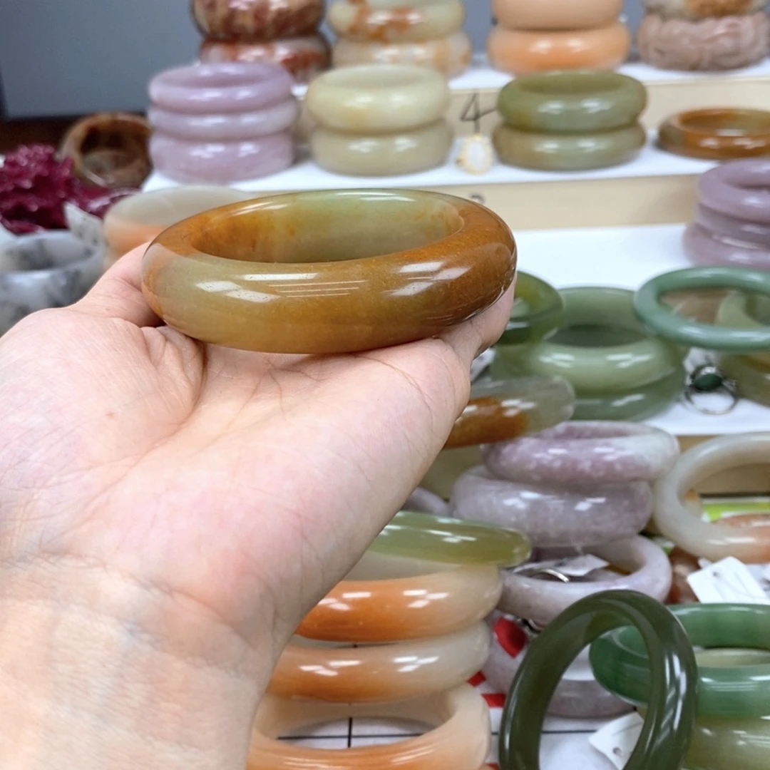 石英质玉手镯未镶嵌秦*