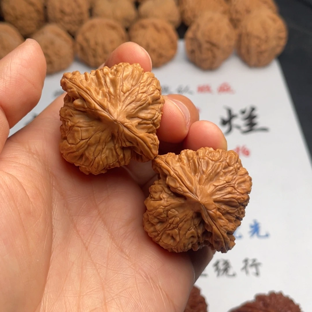文玩核桃吊坠969。36小众