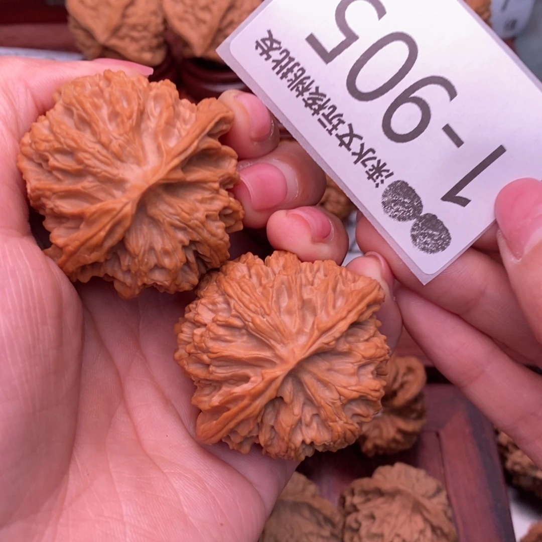 S***g文玩核桃把件45苹果