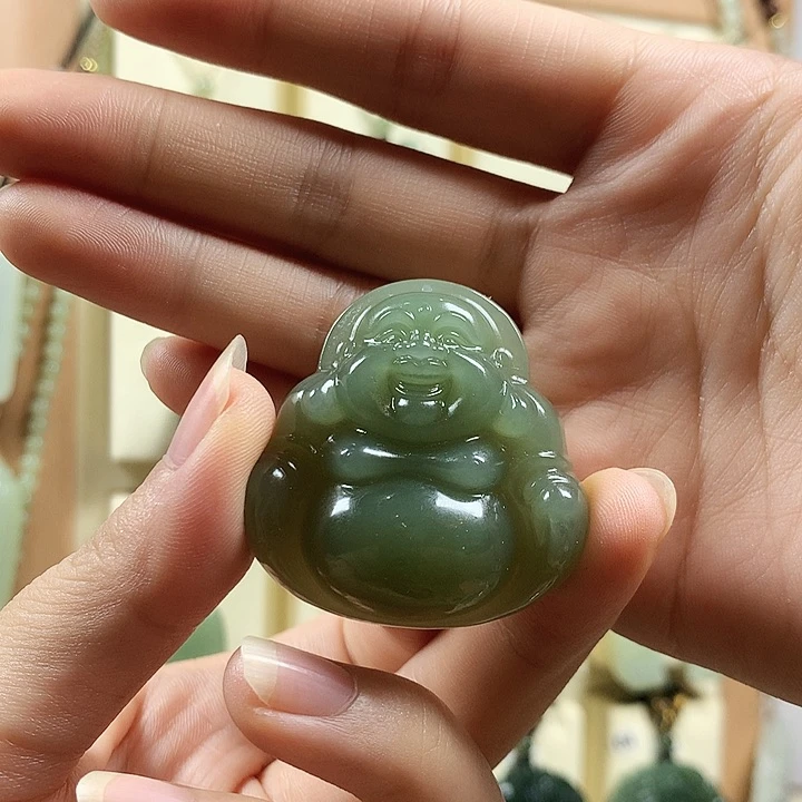 颈饰未镶嵌和田玉时****快