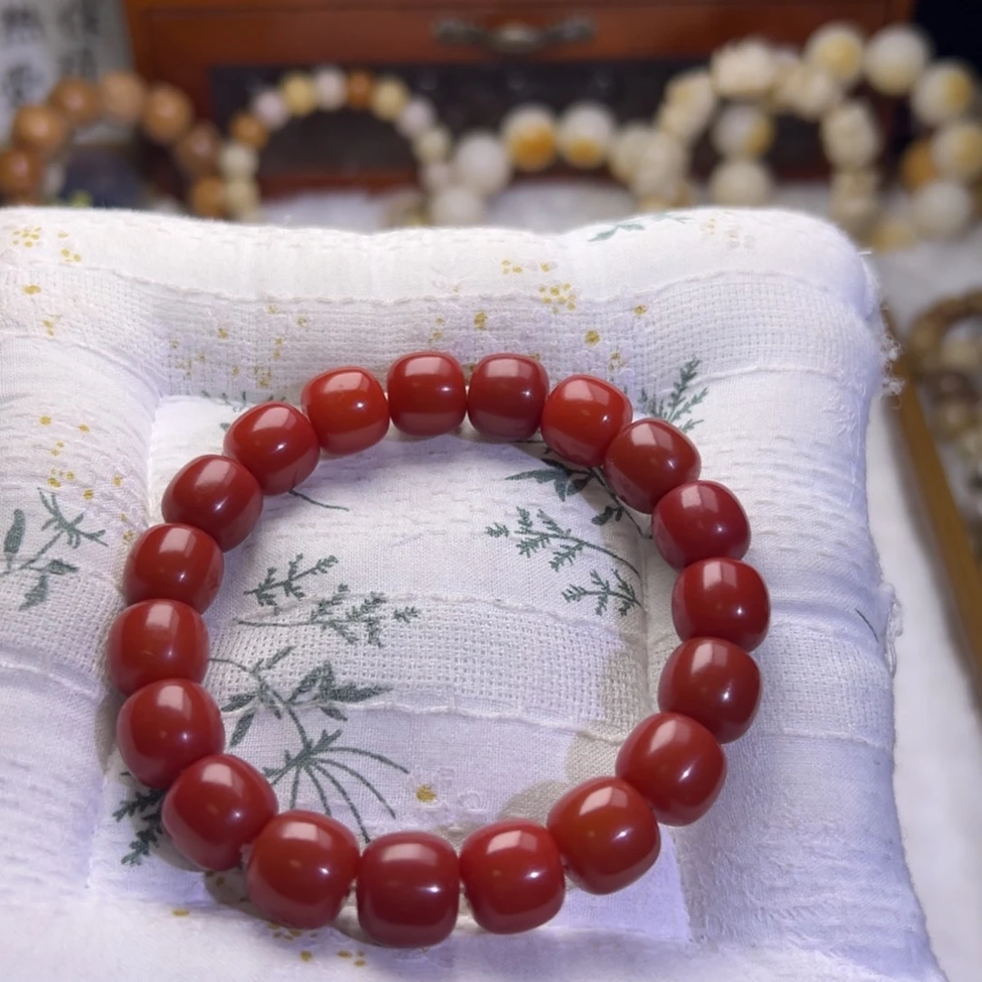 吊坠菩提根/象牙果车厘子