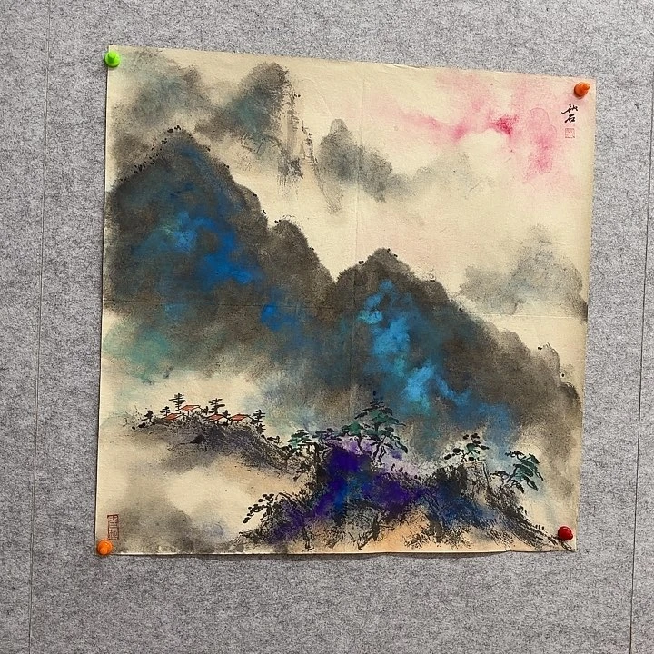 国画花鸟等图案为一体