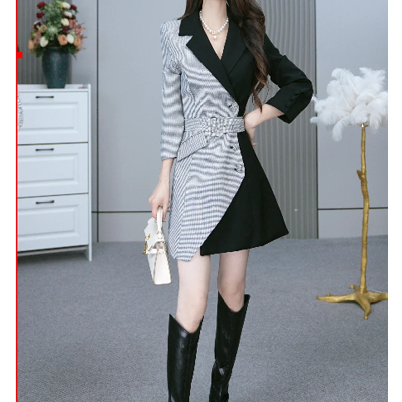 2024秋季新款女装法式气质高级感不规则连衣裙设计小众西装裙9126