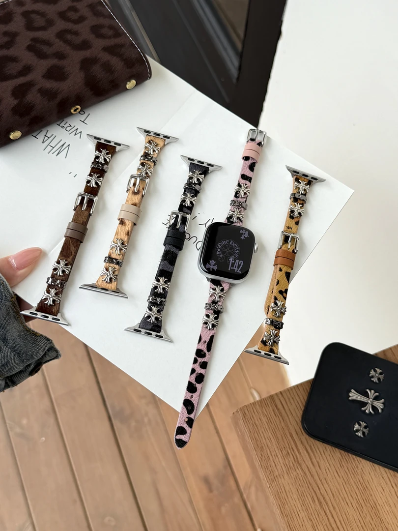 适用苹果手表11克罗心豹纹表带小米手环10红米6秋冬vivogt2表带