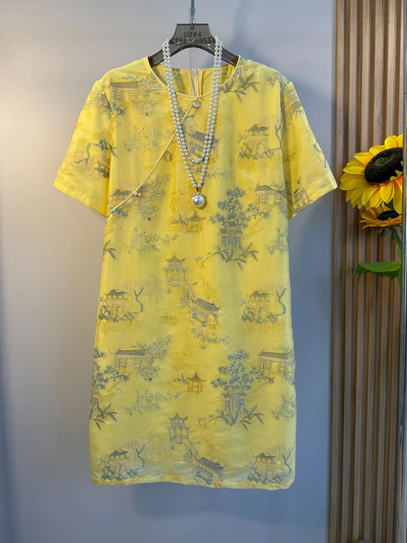 2025夏季新款新中式国风圆领刺绣连衣裙女宽松显瘦百搭短袖裙子潮