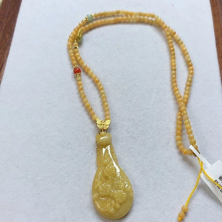 翡翠颈饰未镶嵌吊坠