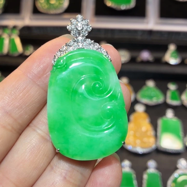 翡翠18K金镶嵌吊坠(不含链)翡翠