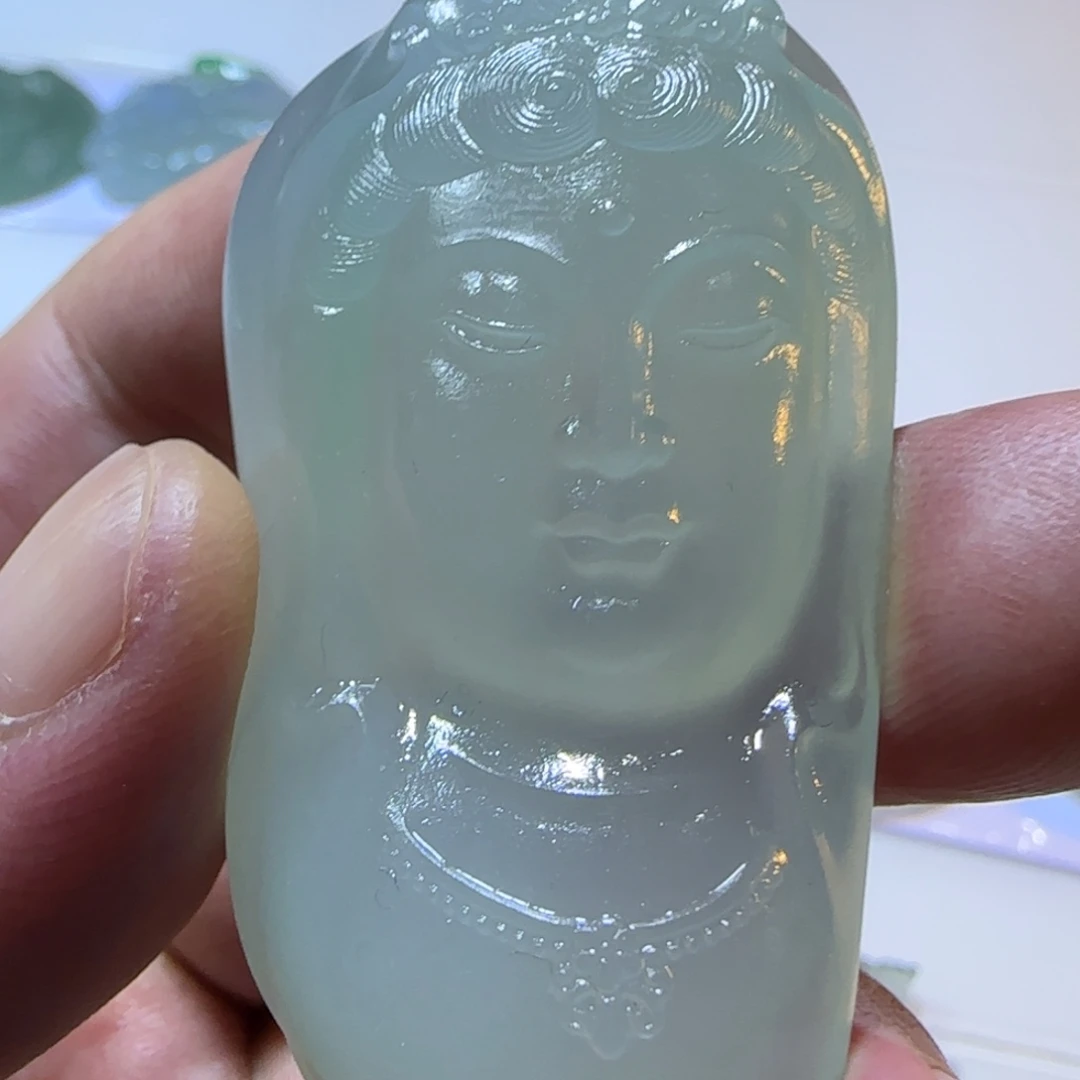 定制翡翠未镶嵌观音首