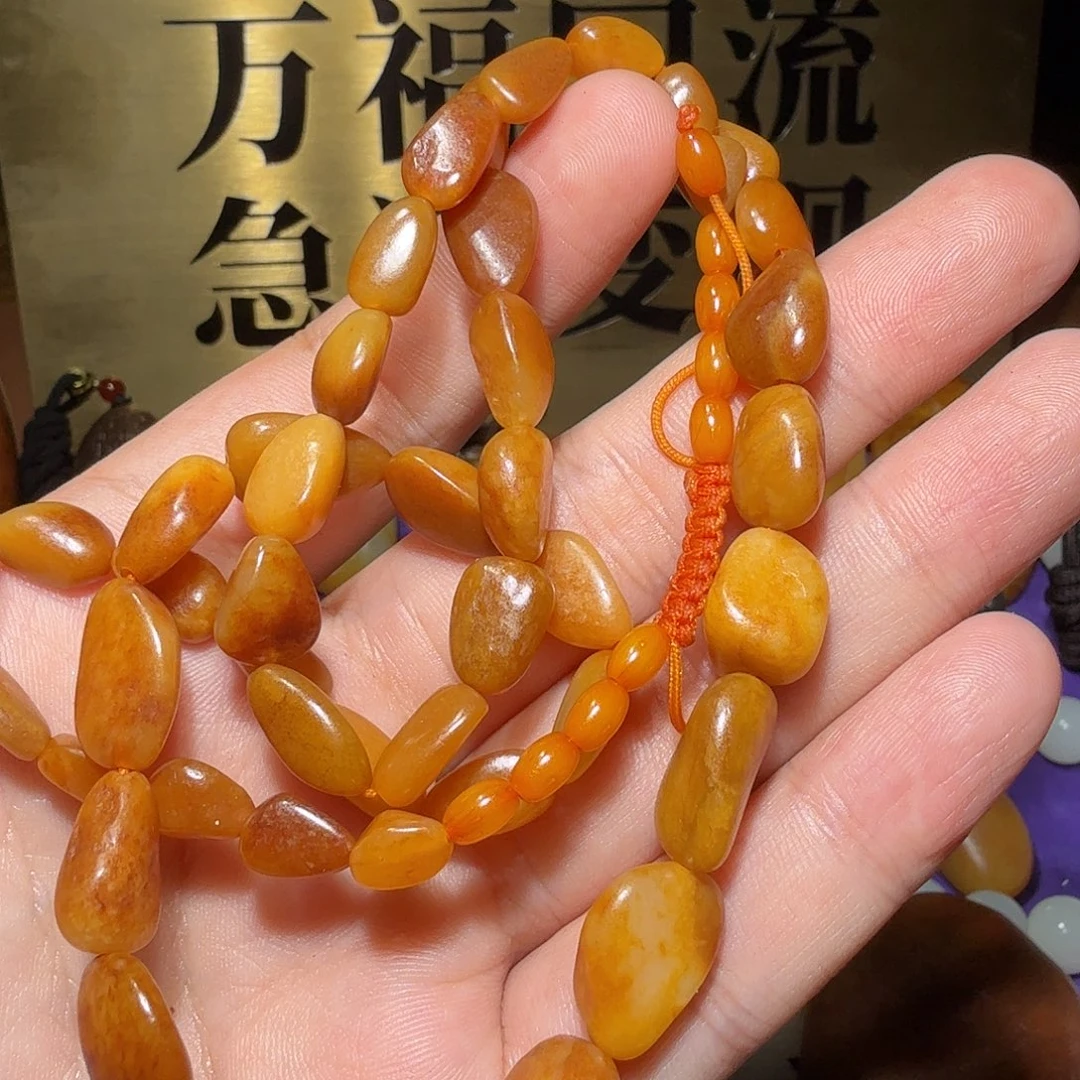 伟***哥和田玉未镶嵌颈饰