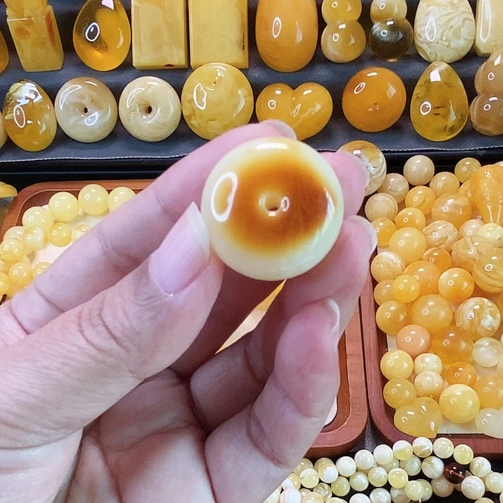 蜜蜡未镶嵌吊坠(不含链)