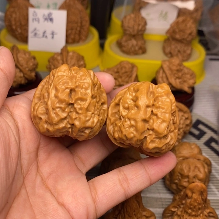 吊坠文玩核桃不**澡蛤蟆头