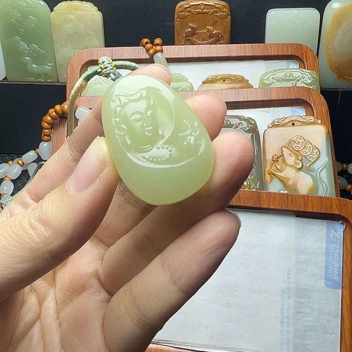 新疆昆仑山料牌子