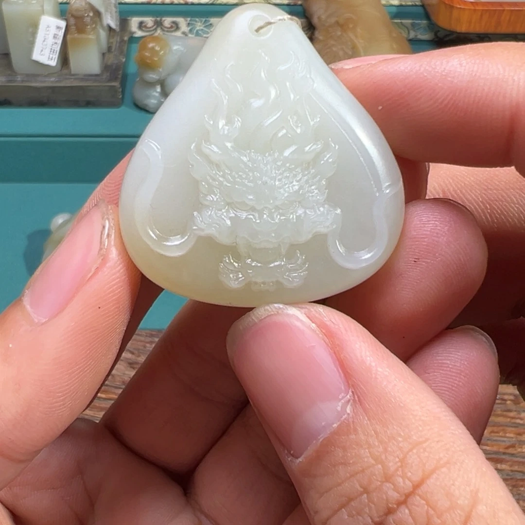 和田玉挂件未镶嵌