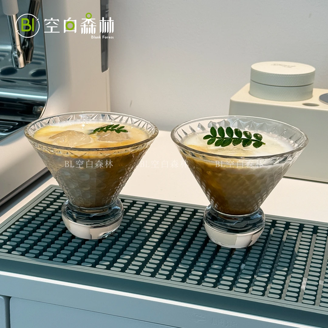 日式创意玻璃杯轻奢高颜值漂亮杯子咖啡杯鸡尾酒杯果汁杯茶水杯