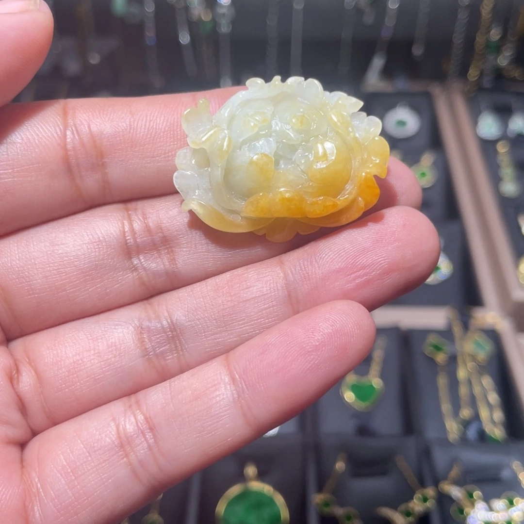 翡翠未镶嵌颈饰天然缅甸翡翠