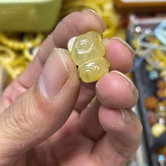 裸石蜜蜡未镶嵌吊坠