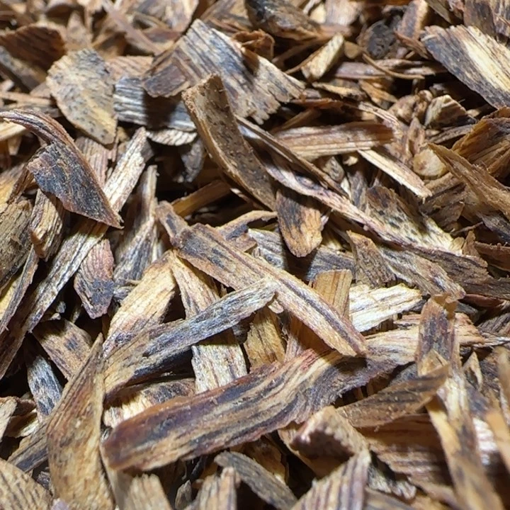 沉香手把件金沙叶勾丝枕头2500克