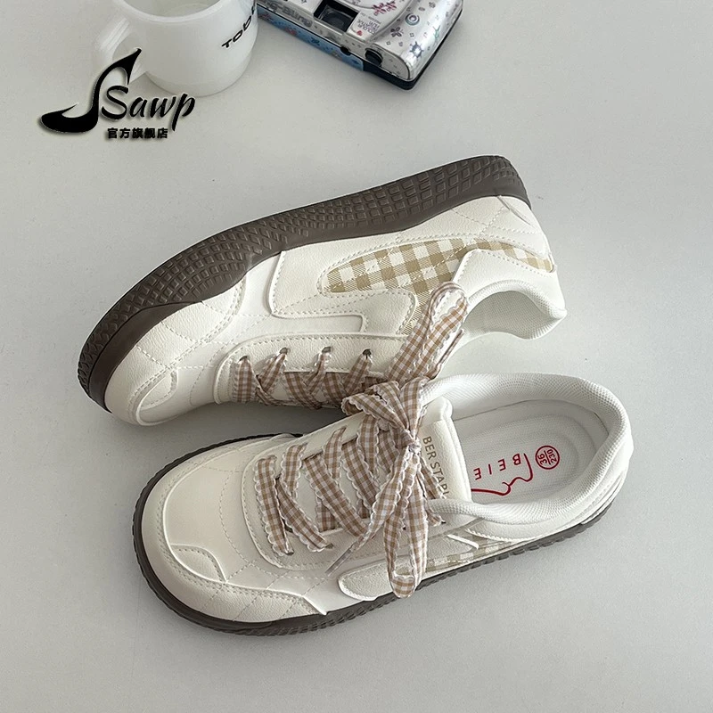 心动鞋子女2025新款夏季透气复古休闲板鞋潮百搭小众