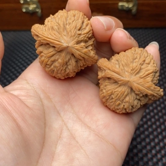 吊坠文玩核桃43全品球疆