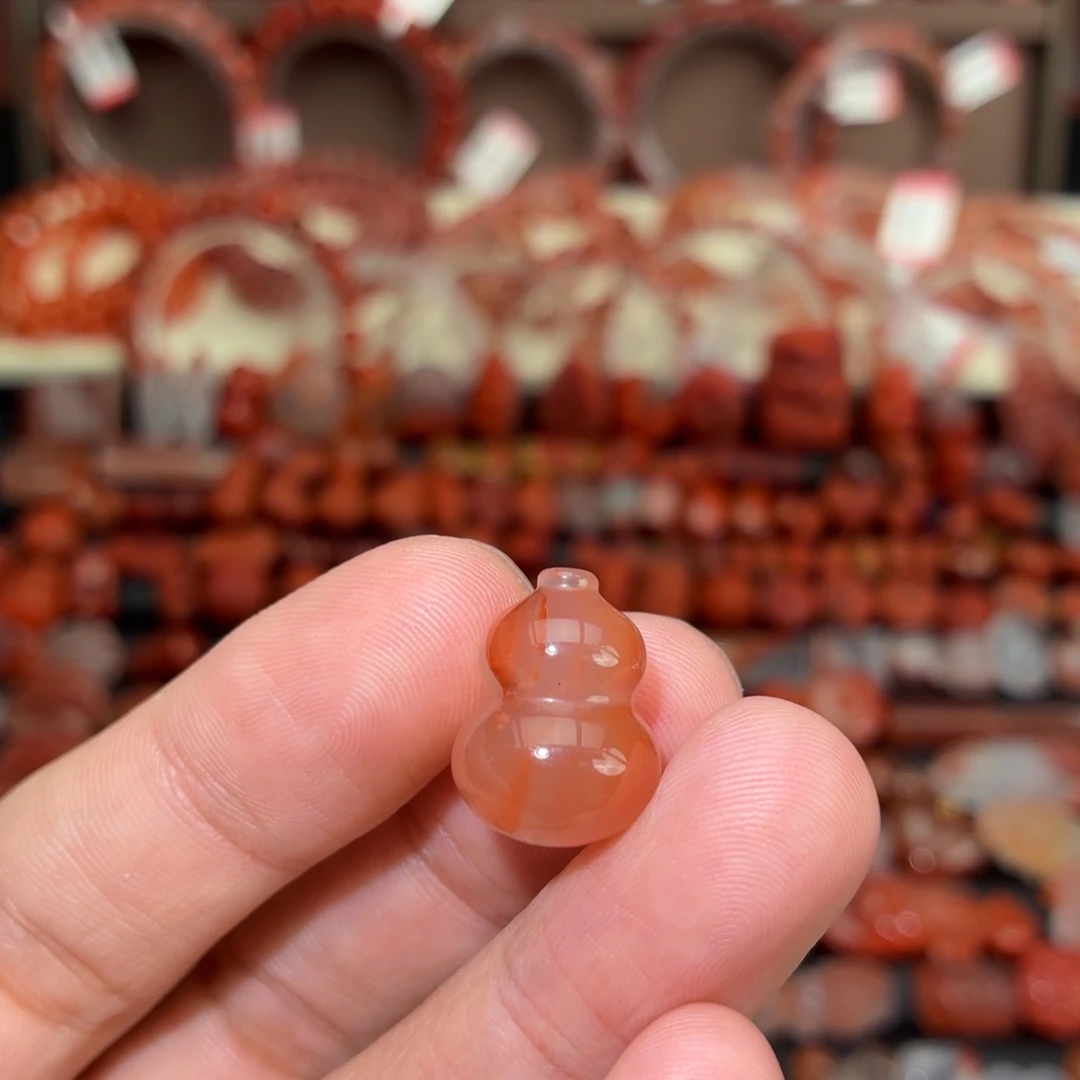 南红玛瑙未镶嵌颈饰胖葫芦1