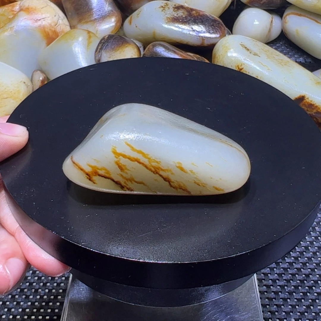 和田玉（子料）未镶嵌吊坠(不含链)94克