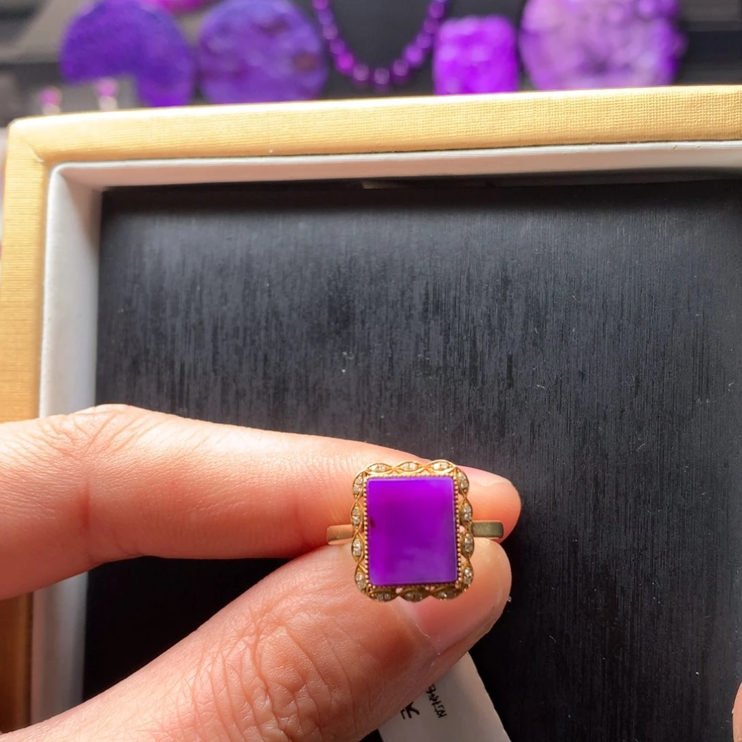 苏纪石（舒俱来）戒指18K金镶嵌