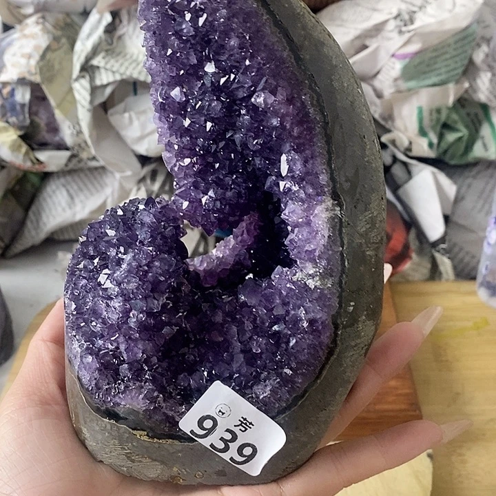 M***e紫晶大型摆件（非配饰）未镶嵌