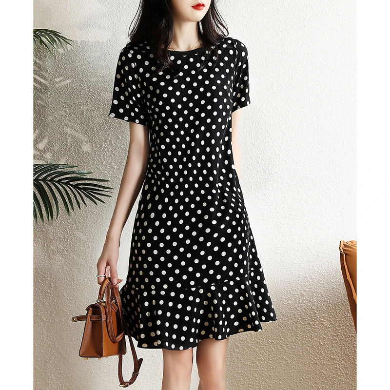 夏季新款连衣裙短袖设计气质高端洋气网红洋气炸街女装女装衣服