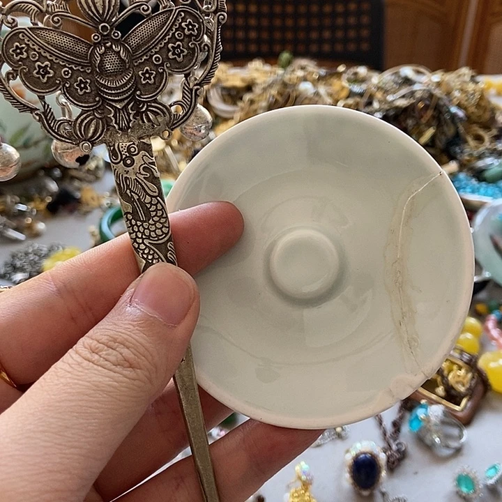 瓷片哈哈哈哈哈哈哈哈哈吧