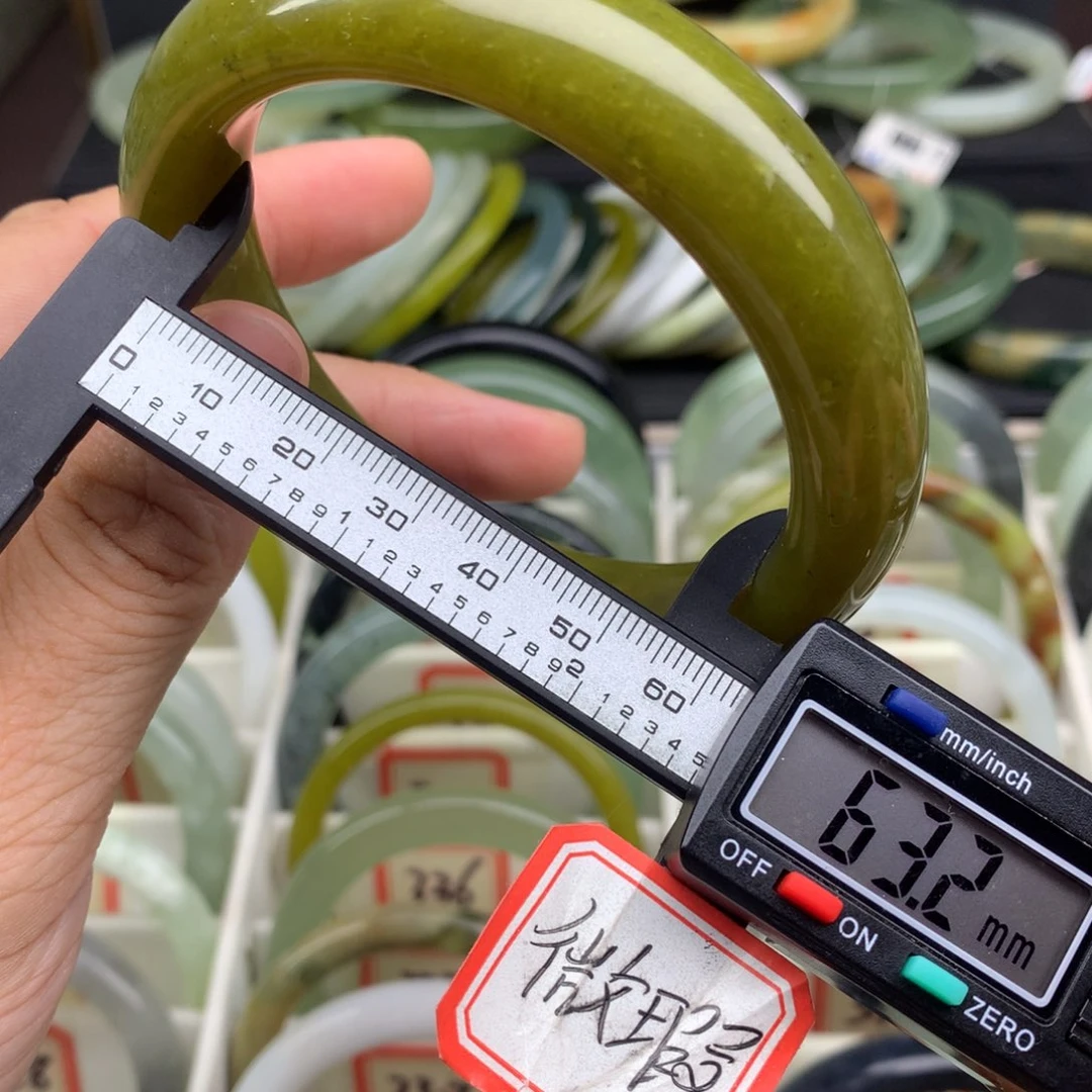 未镶嵌蛇纹石玉手镯329