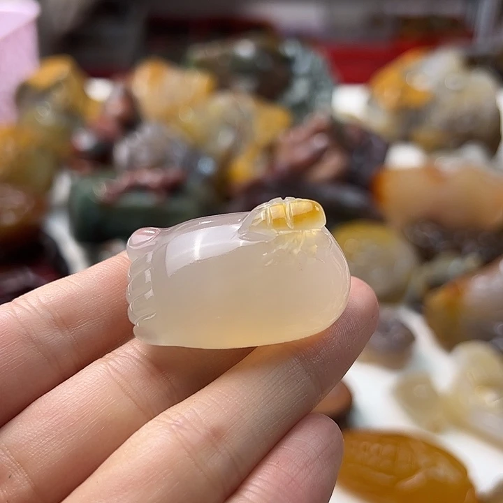 未镶嵌颈饰玛瑙/玉髓