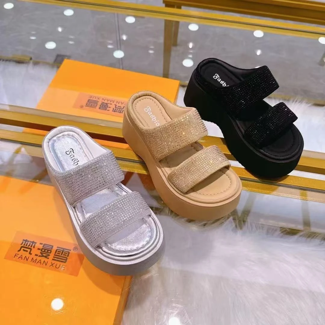 S水钻满钻凉拖鞋女外穿2025年新款夏季时尚厚底增高舒适一字拖