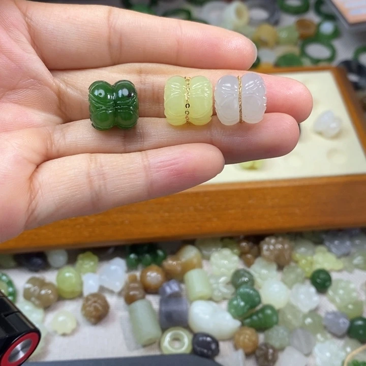 和田玉未镶嵌挂件月*