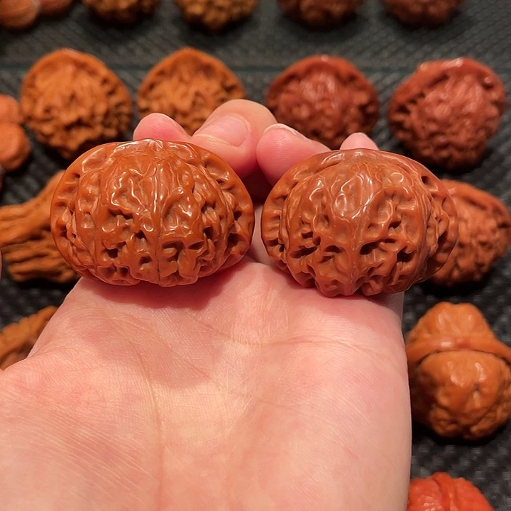 文玩核桃把件宫灯