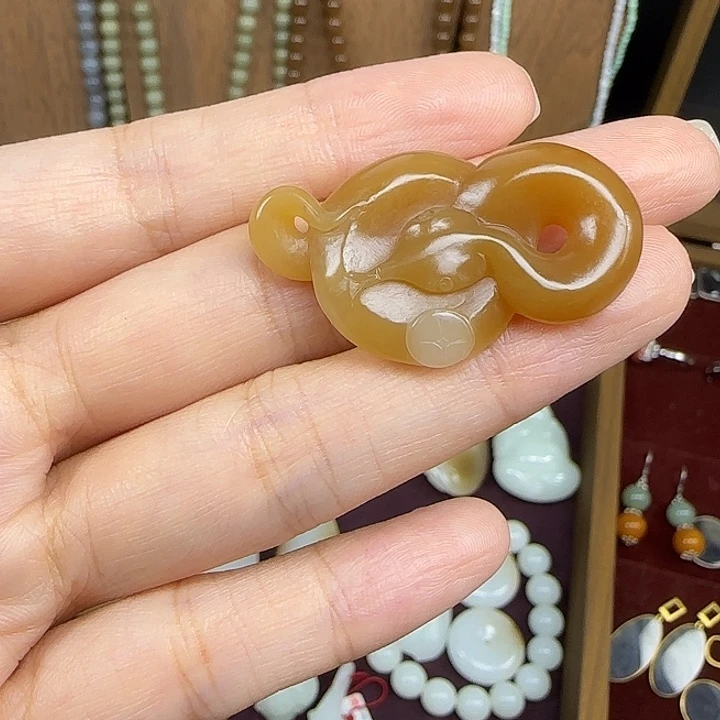 颈饰未镶嵌和田玉